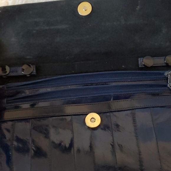 Eel skin clutch, dark navy blue - Picture 2 of 5